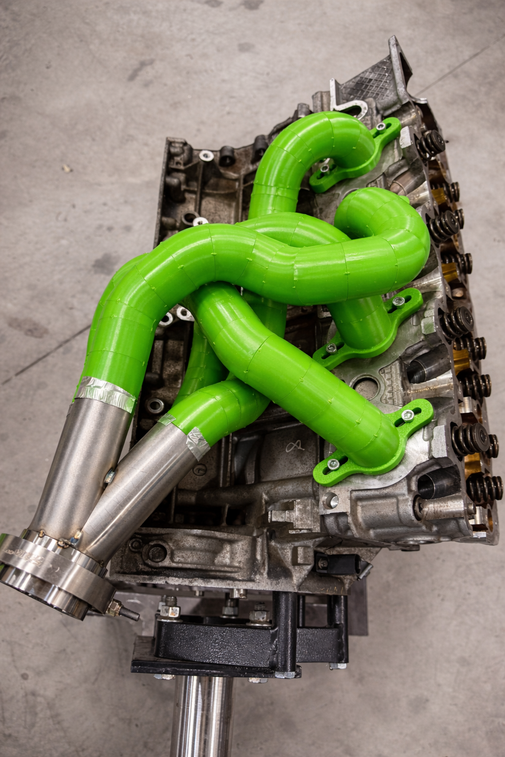 V8 exhaust manifold, Exhaust header block kit 2 1/8''