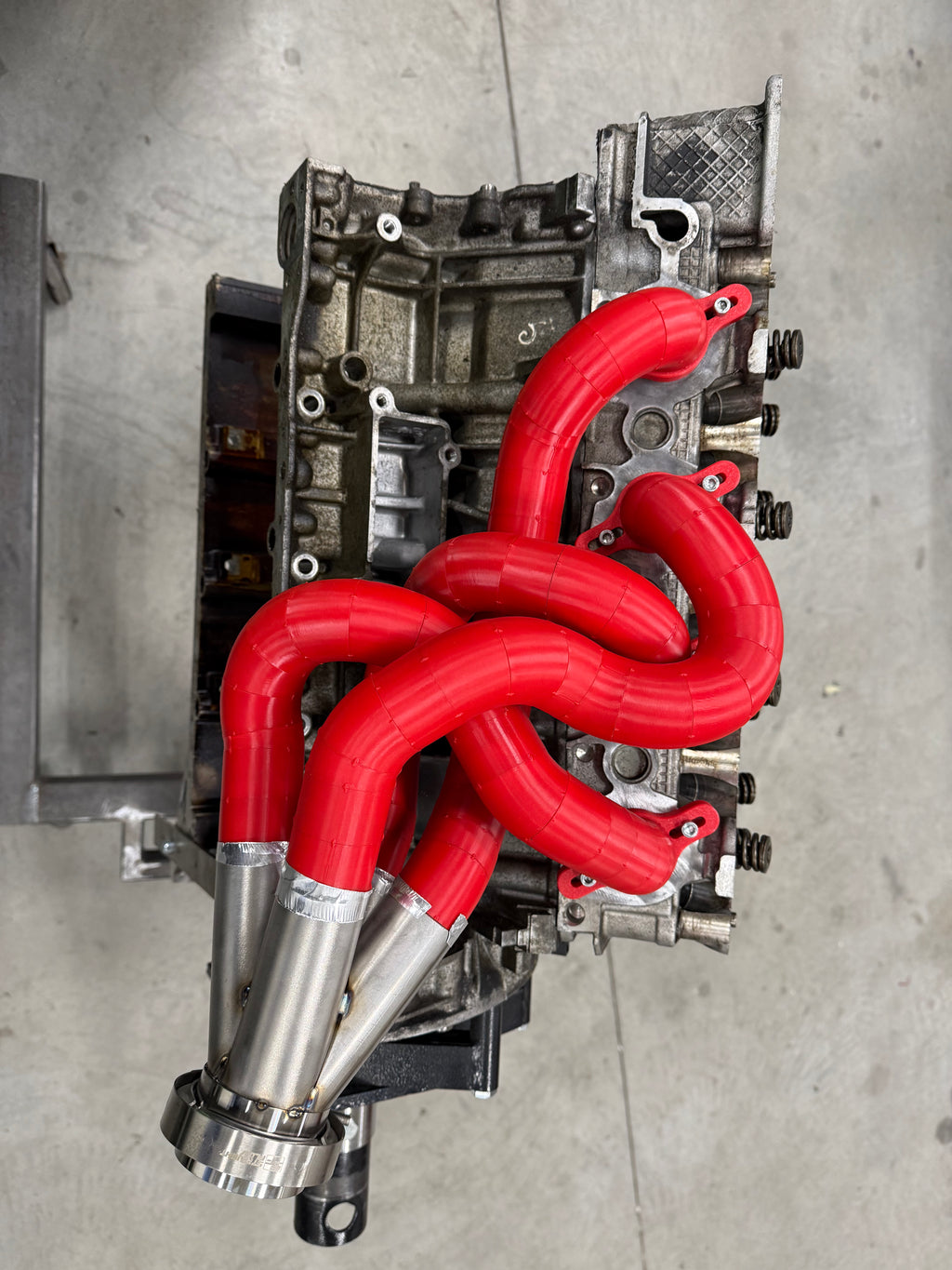 V8 exhaust manifold, Exhaust header block kit 1 6/8''
